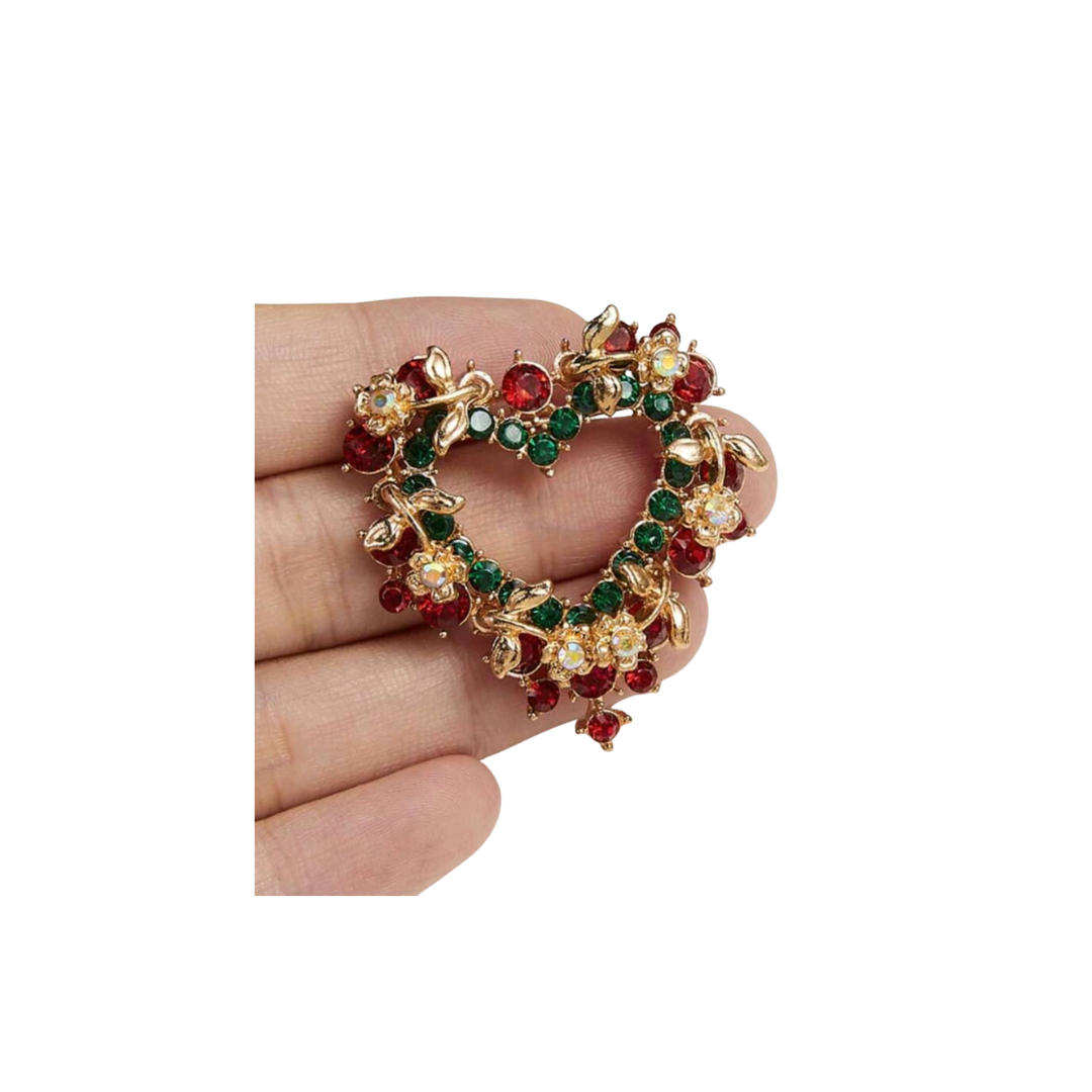 Christmas Heart Shape Wreath Brooch Pin - 18K Plated