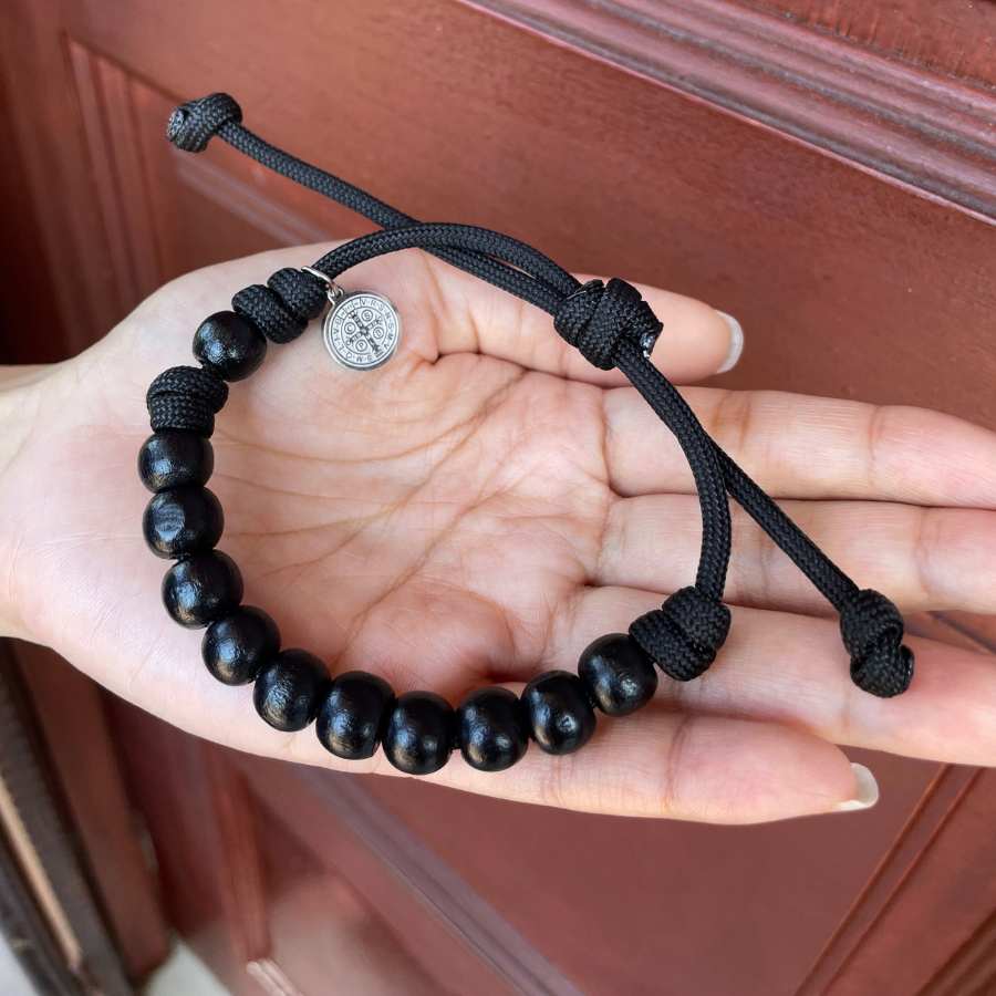 Wood 8mm Beads/Paracord Rosary Bracelet with Stainless steel St Benedict medal - Black Cord (Personalisation Available)