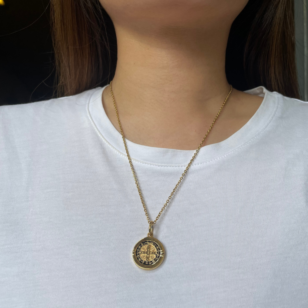 Stainless Steel St Benedict Medal /Chain set - Silver/Gold