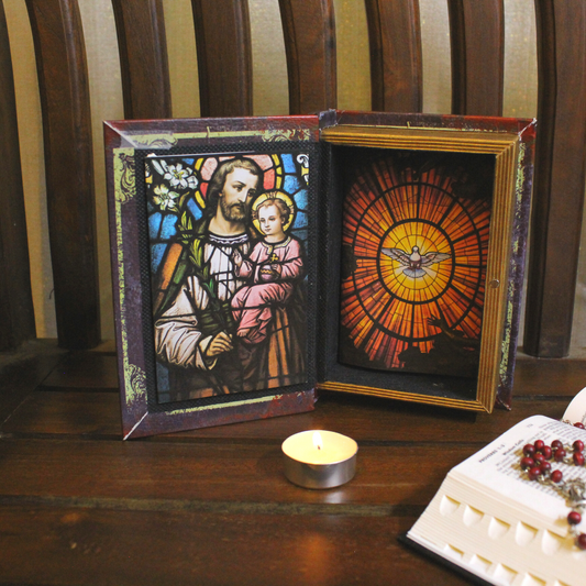 Customized Portable Box Altar Shrine 18.5cm (Personalisation Available) **